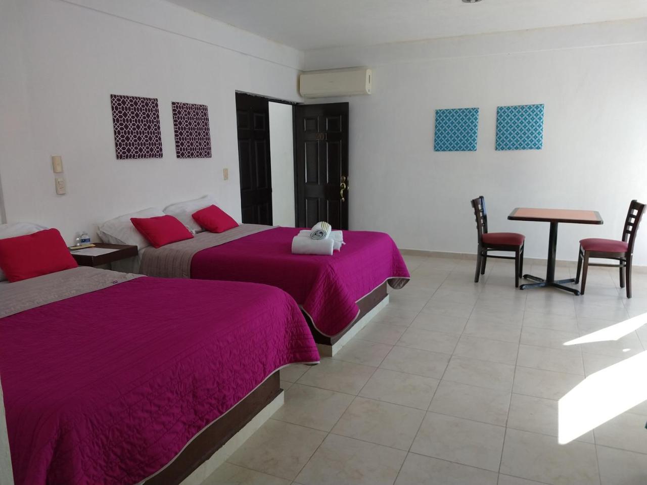 Hotel Espana Chetumal Exterior foto